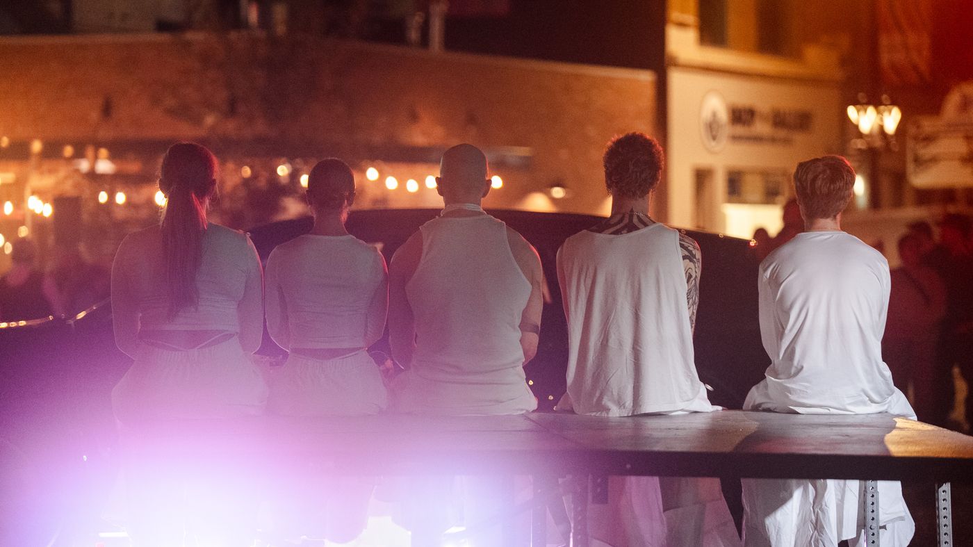 You are here. &mdash; the cast, Nuit Blanche Saskatoon